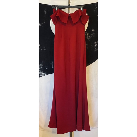 Lovers + Friends SM “Danica” Ruby Gown - Picture 6 of 7